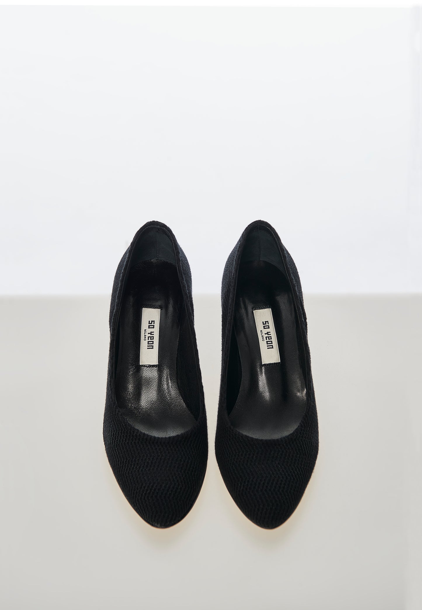 Geometric Rib-Knit Pumps in Black