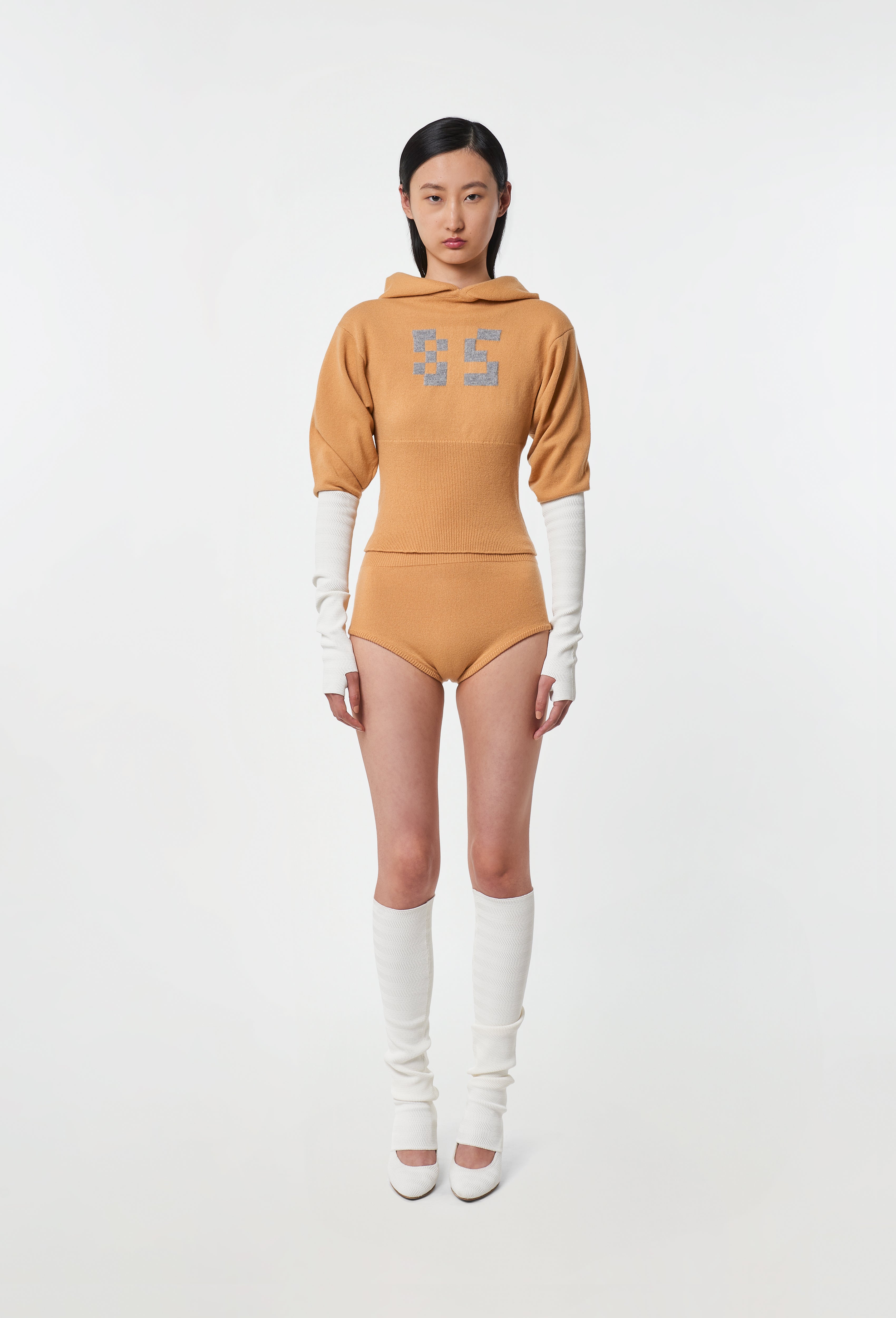 Knit 85 Hoodie Top in Camel