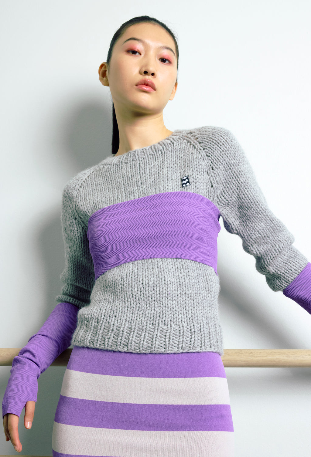Hand-knit Long-sleeves Jumper in Grey