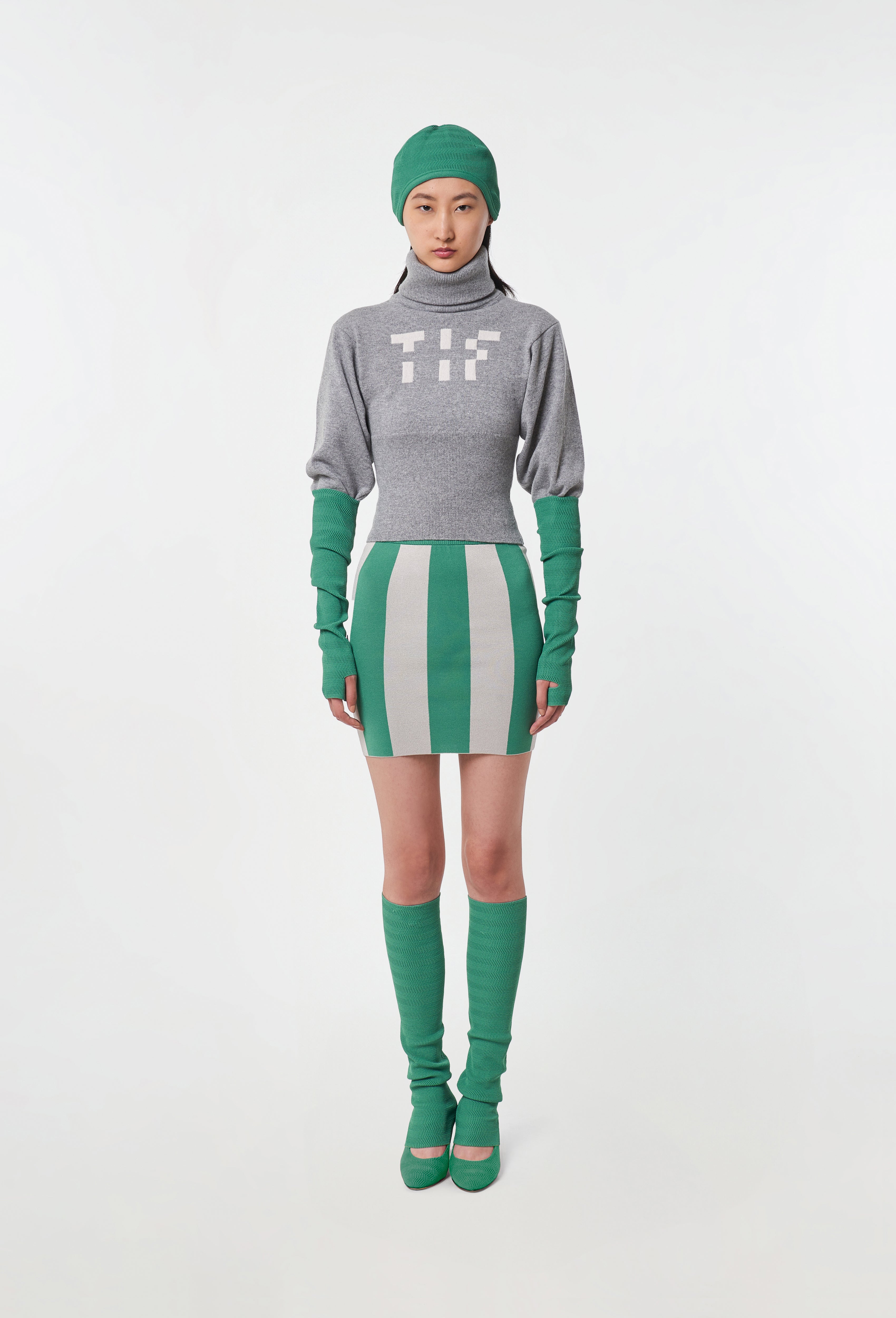 Knit TIF Turtleneck Top in Grey