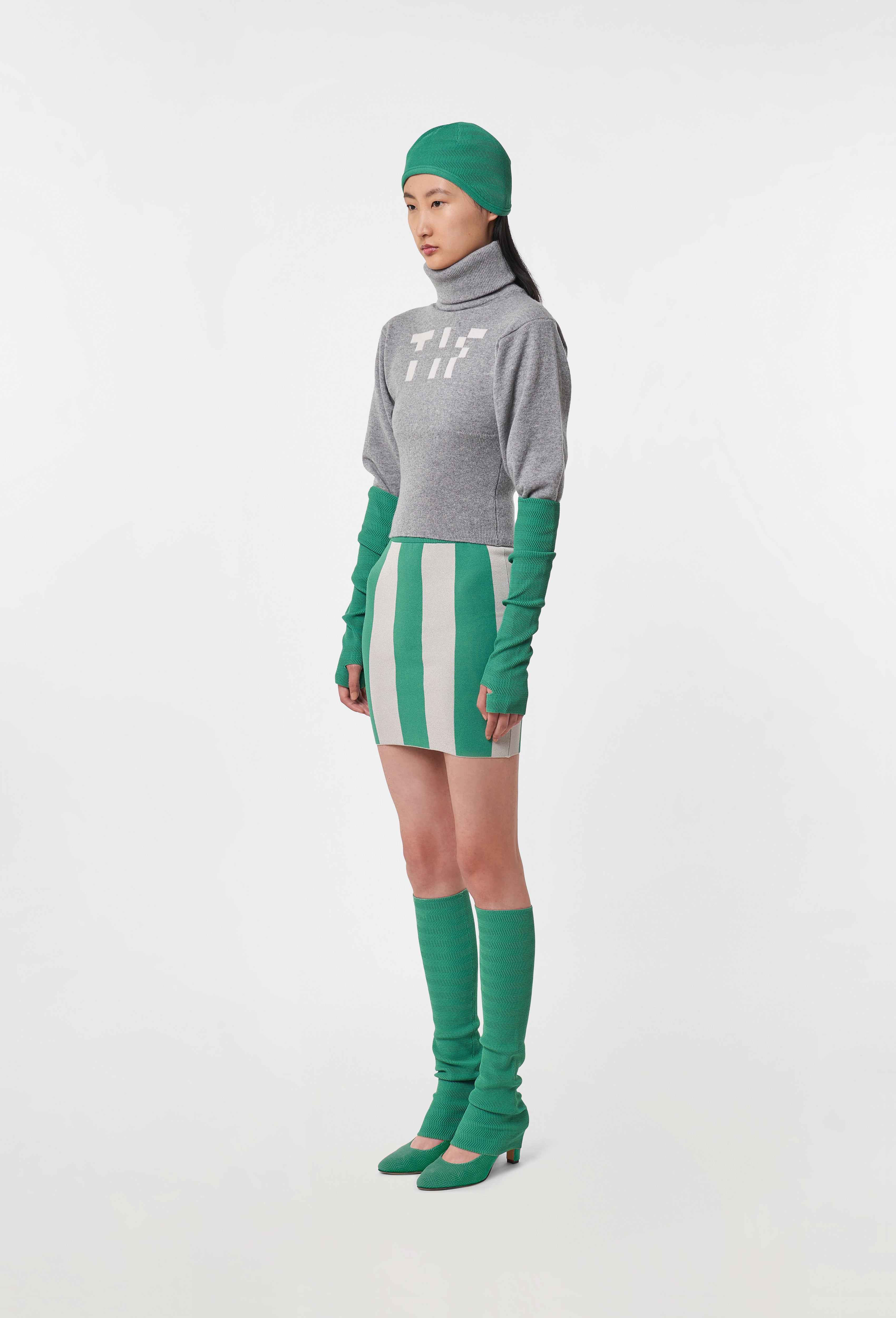 Knit TIF Turtleneck Top in Grey