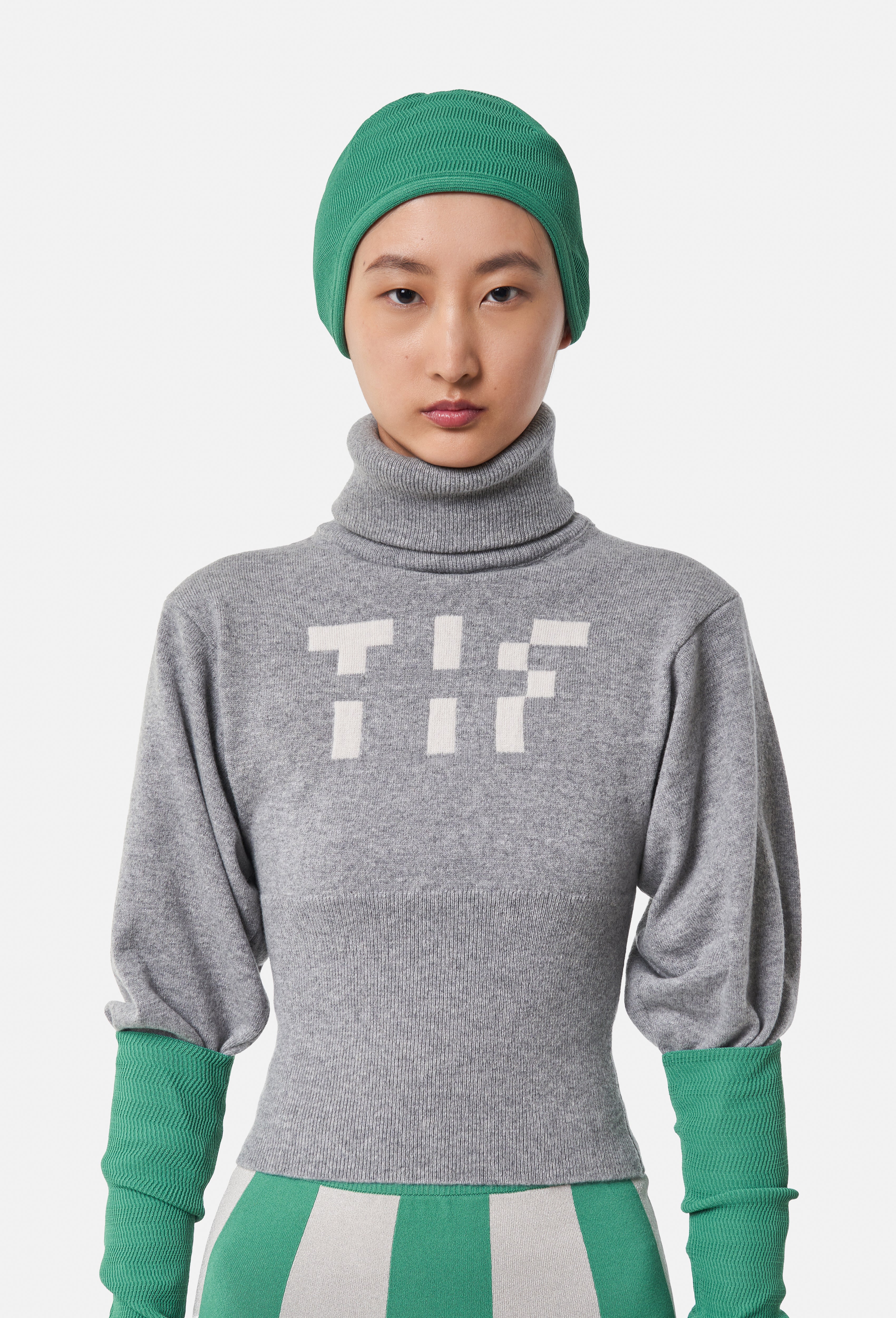 Knit TIF Turtleneck Top in Grey