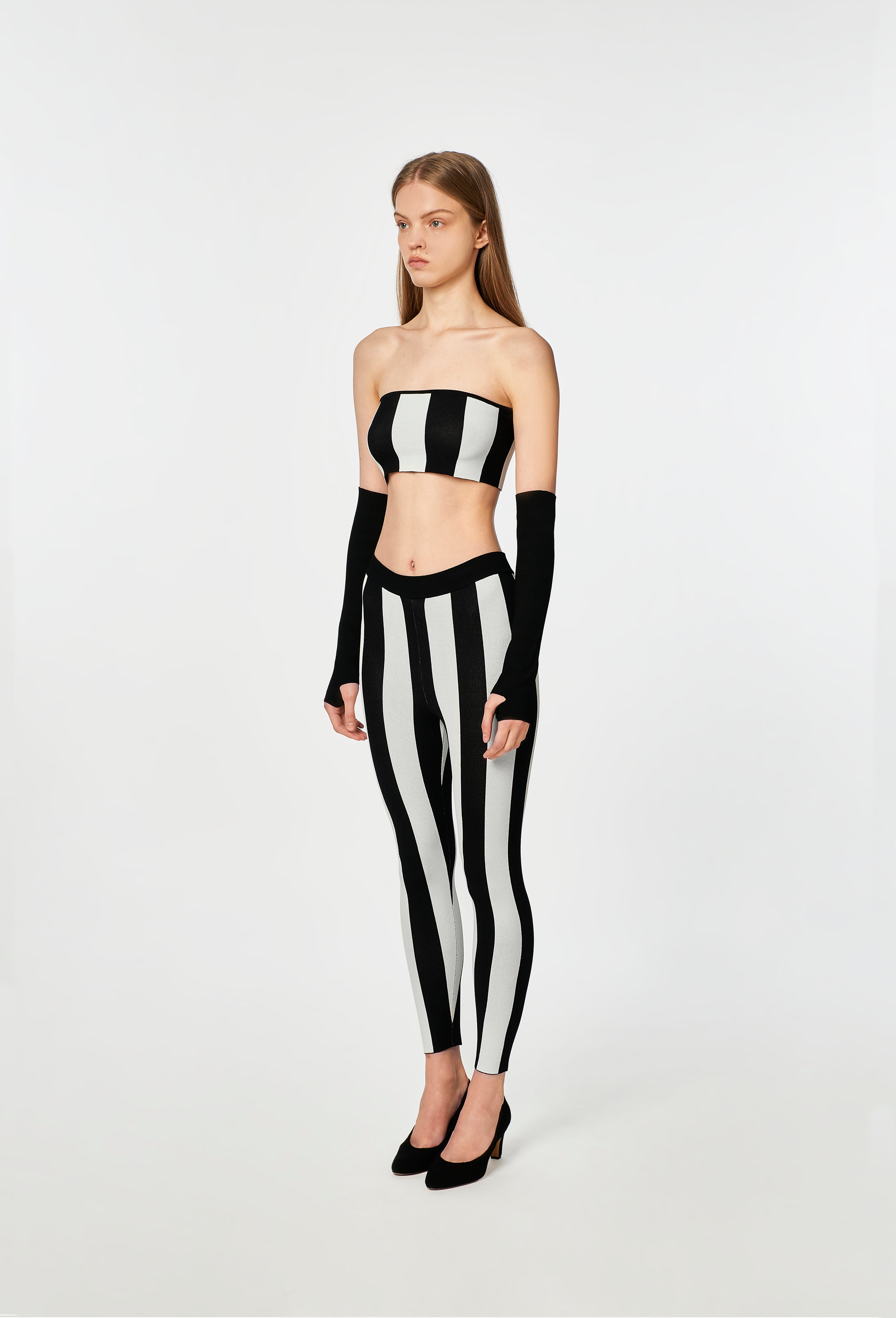 Knit Striped Leggings in Black and White